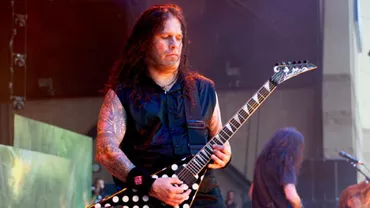 Chitaristul trupei Machine Head și-a donat instrumentul muzical unui rănit al incendiului Colectiv