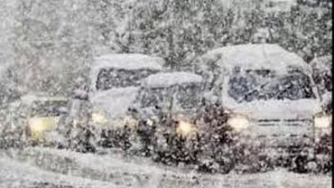 Iarna și-a intrat în drepturi, în 14 județe este cod galben de ninsori