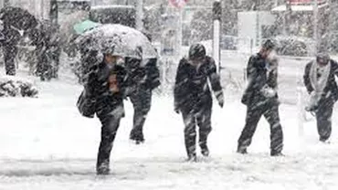 Cod galben de ploi și ninsori în aproape toată țara