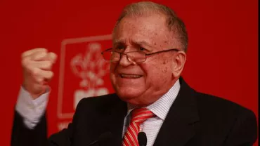 Ion Iliescu, după parada de 1 Decembrie de Ziua Națională a României: La mulți ani! Sănătate!