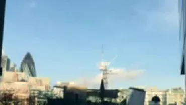 Alertă cu bombă în Marea Britanie. Un pachet suspect a fost descoperit în Londra