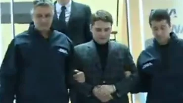 Dan Șova a fost reținut pentru 24 de ore: Senatorul a luat 100.000 euro mită privind un contract cu CET Govora