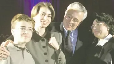 Soția lui Mugur Isărescu are o pensie de sub 700 de lei pe lună