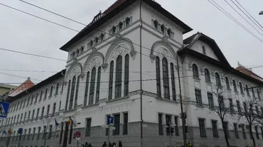 Timișoara: Primăria a fost amendată cu 18.000 de lei pentru amprentarea digitală a angajaților