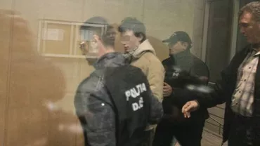 Mama craioveanului acuzat de propagandă jihadistă: E doar un copil îndrăgostit de religie. Era foarte violent și agresiv verbal doar dacă îi atacai religia