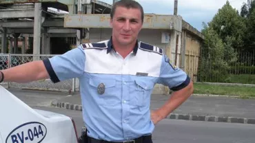 Marian Godina, cel mai popular polițist de pe Facebook, a vorbit despre viitorul său: Mi-am propus să scriu o carte. Pe plan personal, dacă mă ajută Dumnezeu, nu mă-nsor nici la anul