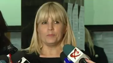 "Să aibă puterea să ducă toate greutățile pe care eu i le fac". Elena Udrea va petrece sărbătorile în București, alături de mama sa (VIDEO)