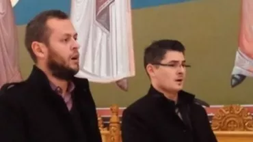 Controversa „colindului viral“ cântat de un IT-ist și un avocat a fost deslușită: Un colind bun de Radu Gyr sau un colind mediocru de Tudor Gheorghe? (VIDEO)