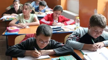 Onoarea lui Goguță mai presus de orice: Manualul de română din clasa a IV-a promovează cavalerismul în sens peiorativ (FOTO)
