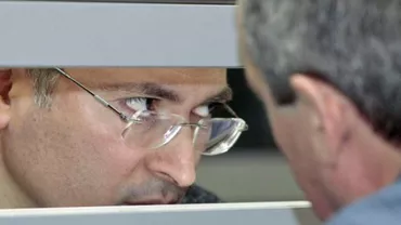 Magnatul Hodorkovsky, dat în urmărire generală: Bărbatul este acuzat de comandarea asasinării primarului orașului Neftiiugansk, în 1998