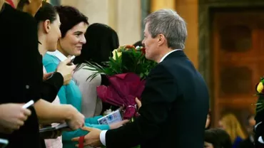 Dacian Cioloș, a premiat echipa națională de Handbal feminin: Mă bucur că astăzi am avut ocazia sa le cunosc personal pe aceste fete excepționale