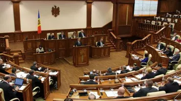 Republica Moldova rămâne fără Guvern, după ce Cabinetul Sturza a eşuat înainte de vot: Ședința Parlamentului nu a mai avut loc din lipsă de cvorum