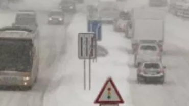 MAE: Prognoze de ninsori abundente, vânt și polei în Bulgaria și Slovenia