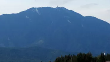 Un bărbat de origine rusă s-a rătăcit în Masivul Postăvaru: Bărbatul a fost găsit teafăr, într-o zonă cu stânci foarte abrupte