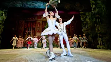 Ansamblul de Balet pe Gheaţă din Sankt Petersburg revine la București: Majoritatea patinatorilor provin din perechile de patinatori ce au câștigat concursuri internaționale