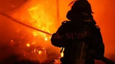 O femeie din Bistrița Năsăud a murit după ce propria-i casă a fost mistuită de flăcări