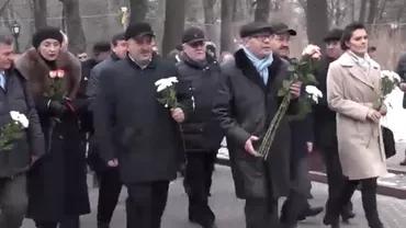 Liderul Partidului Liberal din Republica Moldova, huiduit la depunerile de flori de la bustul lui Mihai Eminescu (VIDEO)
