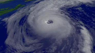 Uraganul Alex, primul fenomen meteo de o asemnea amploare din ultimele 8 decenii care se petrece în luna ianuarie