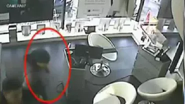 Constanța: O femeie a furat tacticos două telefoane mobile, dintr-o policlinică (VIDEO)