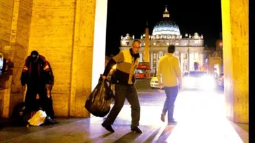 O româncă a născut pe stradă, lângă bazilica Sfântul Petru din Roma