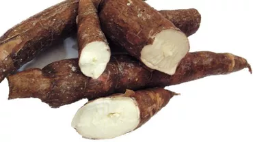 O femeie, la un pas să se otrăvească, după ce a consumat o plantă cumpărată din supermarket. „Nu am găsit nicio etichetă cu denumirea" (FOTO)