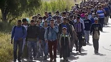 Fluxul de migratori s-a intensificat din nou la granița dintre Macedonia și Serbia
