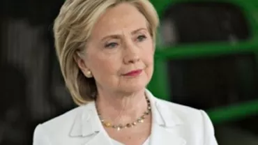 Hillary Clinton susține că l-ar propune pe Barack Obama pentru un post de judecător la Curtea Supremă dacă ar fi aleasă preşedinte