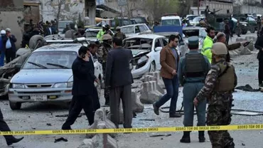 Atentat sinucigaș la o secție de poliție din Kabul: Zece persoane au fost ucise, iar alte 20 au fost rănite