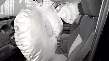 Cinci milioane de vehicule Honda, Fiat Chrysler și Mercedes-Benz ar putea avea probleme cu airbagurile