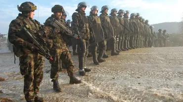 Armata slovenă va ajuta poliția să controleze afluxul de imigranți de la frontiera cu Croația