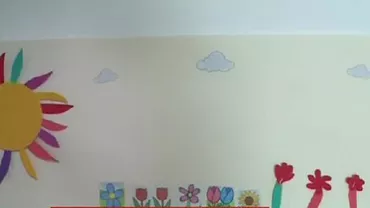"Aşează-te pe covor. A fost greu? Pe covor am spus. Am spus pe covor!": Urletele unei educatoare din Timiș șochează o întreagă comunitate (VIDEO)