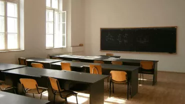 Profesorul vasluian care a prezentat un film despre avort din cauza căruia un elev a leșinat, nevinovat în urma anchetei