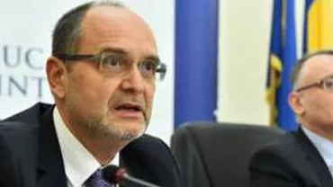 Adrian Curaj anunță organizarea unui test național online pentru cei care vor să devină directori de școală