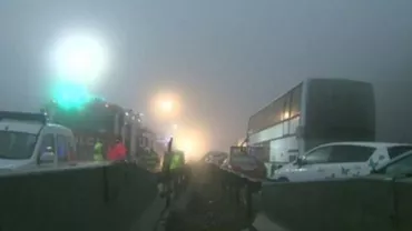 Doi șoferi români, inclupați în urma celui mai grav accident rutier din istoria Sloveniei
