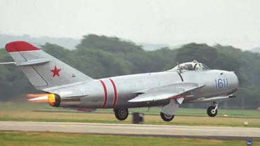 Albania scoate la vânzare avioanele vechi: Autoritățile de la Tirana vor să achiziționeze echipamenite noi și să elibereze hangarele