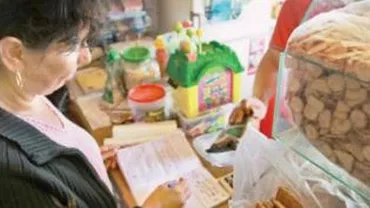 Vaslui: Un magazin a fost spart pentru a se fura...caietul de datorii!
