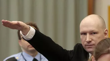 Norvegia: Salutul nazist efectuat de Breivik, extremistul care a ucis 77 de persoane într-un atentat cu bombă și un atac armat (VIDEO)