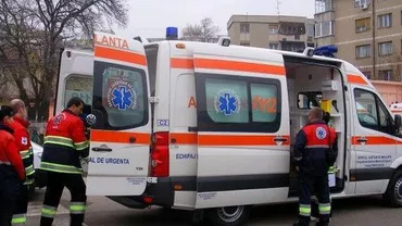 Șapte elevi din Vaslui s-au intoxicat cu monoxid de carbon la școală din cauza unei sobe care nu a fost curățată corespunzător