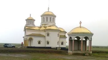 Un afacerist din Banat și-a făcut biserică privată: Slujbele, ținute de un preot plătit din buzunarul investitorului (FOTO)