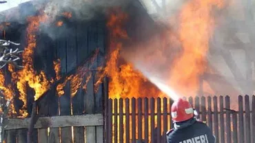 Călărași: O femeie, cuprinsă de flăcări în timp ce schimba butelia de la aragaz