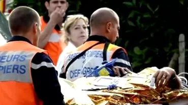 Franța: 12 persoane au murit, după ce un microbuz s-a ciocnit de un TIR