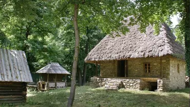 Klaus Iohannis a conferit Ordinul Meritul Cultural Muzeului Satului, cu ocazia împlinirii a 80 de ani de la înființare