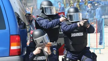 Jandarmeria Română va cumpăra 514 pistoale, dintre care 214, automate