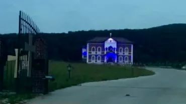 Episcopia Sălajului, luminată în culori țipătoare (VIDEO)