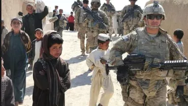 Atentat la  școala de poliție din estul Afganistanului. Cel puțin 12 persoane au murit, iar alte zeci au fost rănite