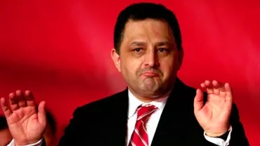 "Dacă fac campanie, mie nu-mi trebuie bannere şi afişe, merg pe stradă şi vorbesc cu lumea". Vanghelie: Întotdeauna am avut avantaje pentru că arăt şi bine, sunt şi bărbat bine şi sunt şi bun (VIDEO)