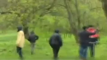 Copiii dispăruți din Vaslui de două nopți în pădure au fost găsiți: Băiețelul, mort din cauza unui stop cardio-respirator, fetița, în stare bună (VIDEO)