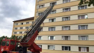 Timișoara: Incendiu la un cămin al Universității de Științe Agricole a Banatului. Zeci de studenți au fost evacuați