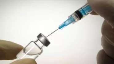 O nouă criză în sistemul de Sănătate: Mii de bebeluși nu pot fi imunizați deoarece vaccinul Hexacima nu se mai găsește