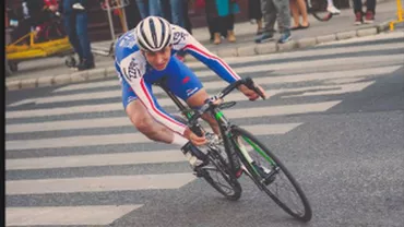 Tragediile se țin lanț în rândul sportivilor: Un ciclist olandez a încetat din viață după ce a suferit două stopuri cardiace
